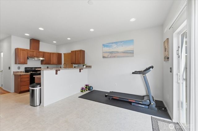 7205 E G Street, Tacoma, WA 98404