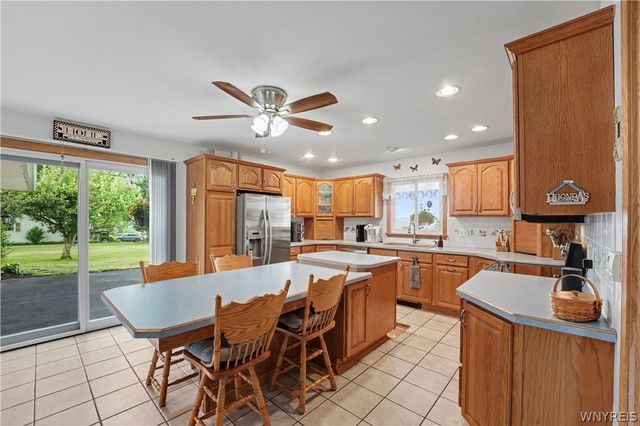 13510 Sanders Hill Road, Holland, NY 14145