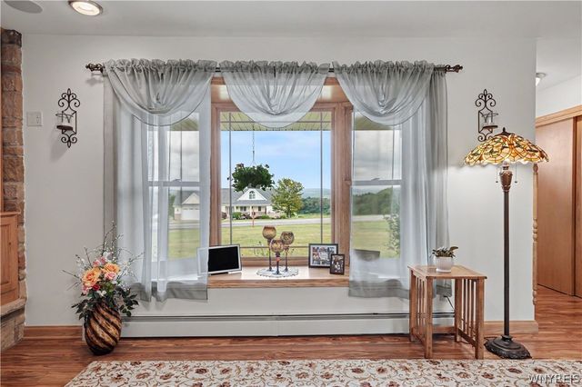 13510 Sanders Hill Road, Holland, NY 14145