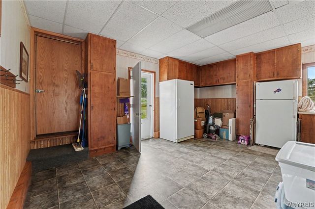 13510 Sanders Hill Road, Holland, NY 14145