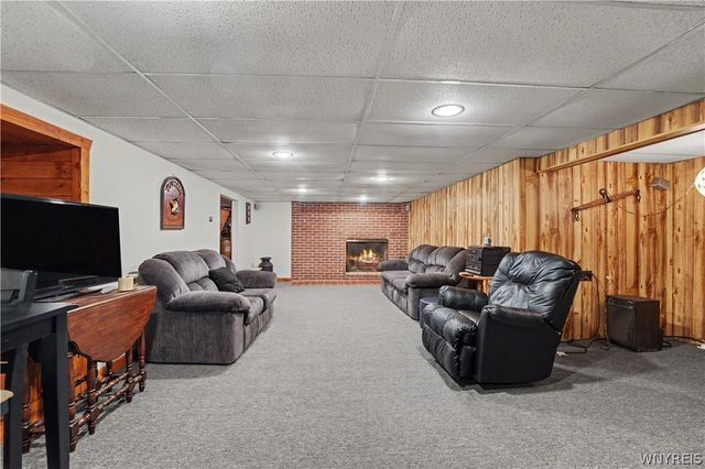 13510 Sanders Hill Road, Holland, NY 14145