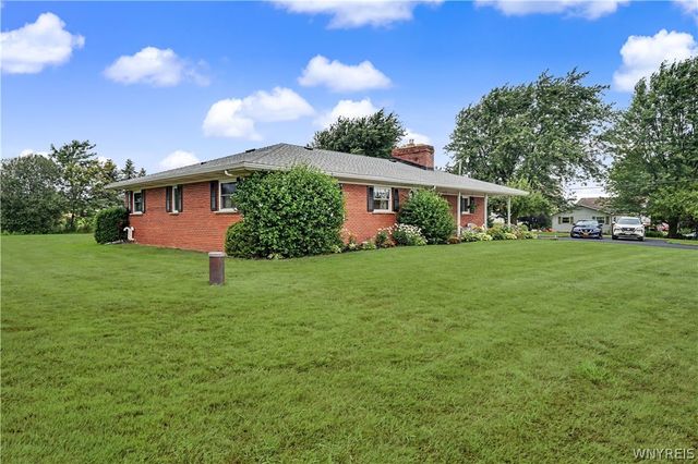 13510 Sanders Hill Road, Holland, NY 14145