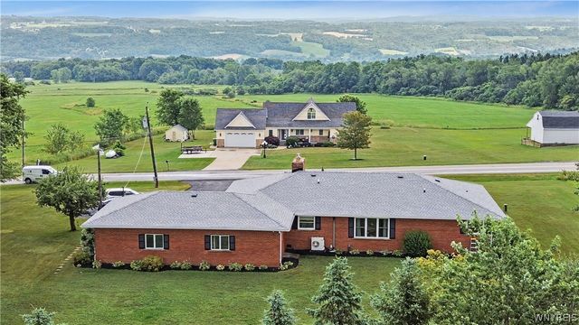13510 Sanders Hill Road, Holland, NY 14145