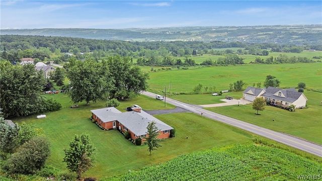 13510 Sanders Hill Road, Holland, NY 14145