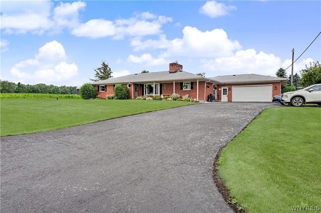 13510 Sanders Hill Road, Holland, NY 14145