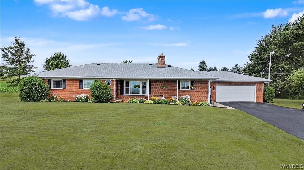 13510 Sanders Hill Road, Holland, NY 14145