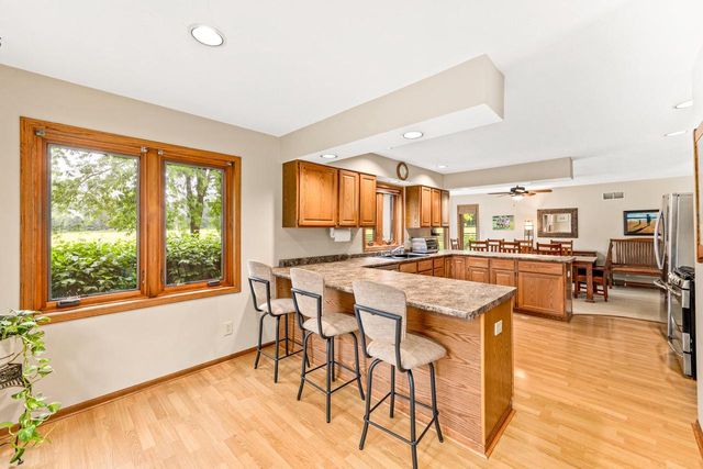 W1818 Lake ROAD, Mukwonago, WI 53149