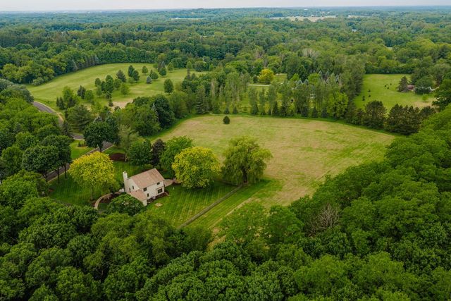 W1818 Lake ROAD, Mukwonago, WI 53149