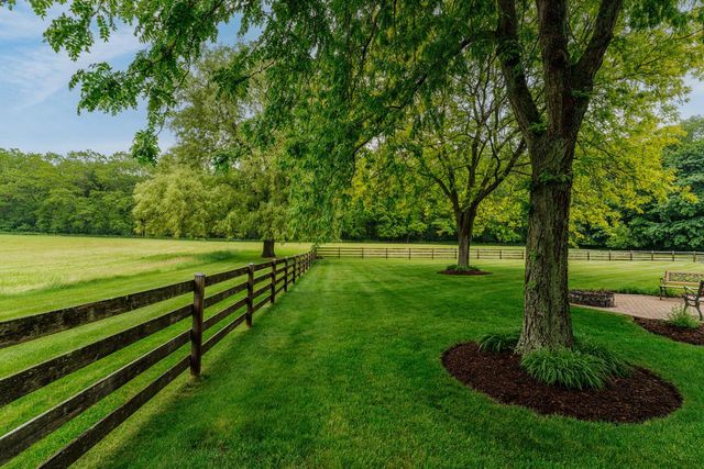 W1818 Lake ROAD, Mukwonago, WI 53149