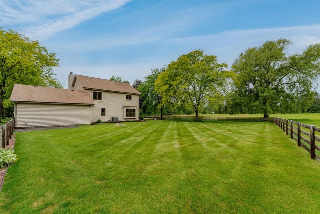 W1818 Lake ROAD, Mukwonago, WI 53149