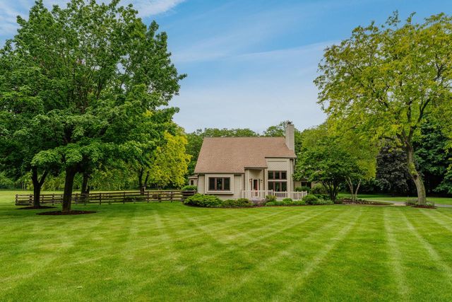 W1818 Lake ROAD, Mukwonago, WI 53149