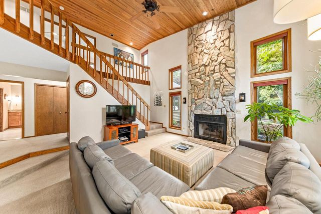 W1818 Lake ROAD, Mukwonago, WI 53149