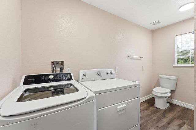 672 County Road 3317, Cleveland, TX 77327