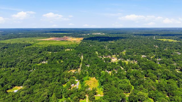 672 County Road 3317, Cleveland, TX 77327