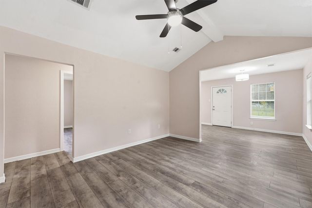 672 County Road 3317, Cleveland, TX 77327