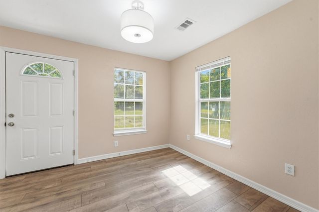 672 County Road 3317, Cleveland, TX 77327