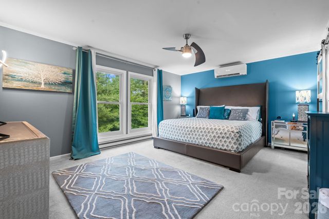 9081 Pittmans Gap Road, Newland, NC 28657