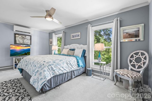 9081 Pittmans Gap Road, Newland, NC 28657