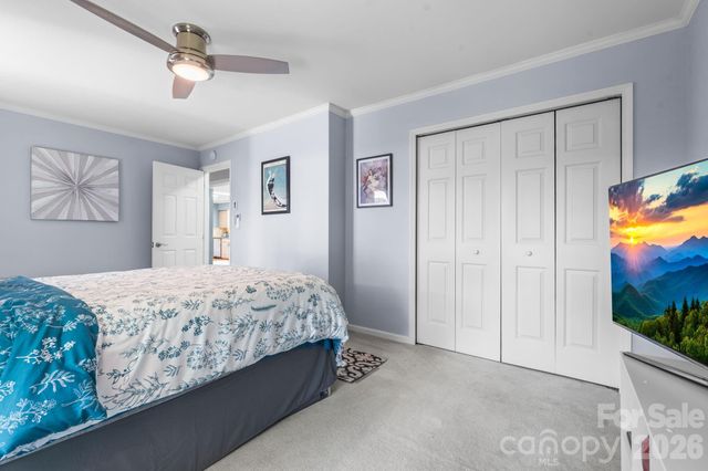 9081 Pittmans Gap Road, Newland, NC 28657