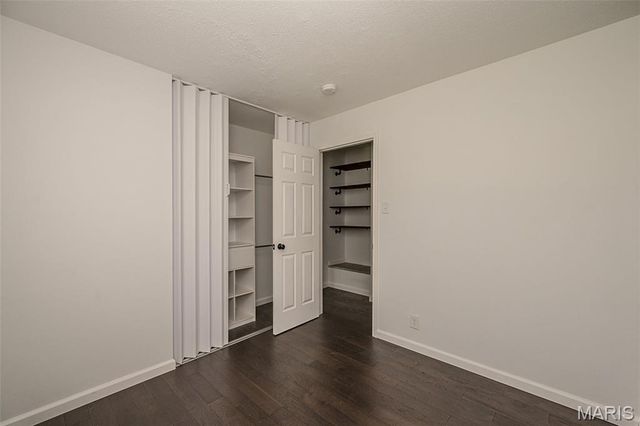 3060 Postport Lane, Maryland Heights, MO 63043