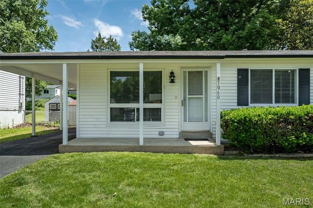 3060 Postport Lane, Maryland Heights, MO 63043