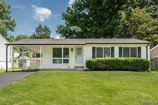 3060 Postport Lane, Maryland Heights, MO 63043
