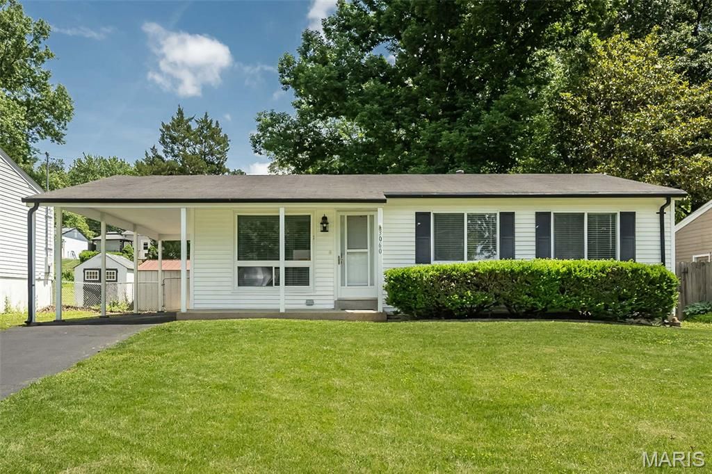 3060 Postport Lane, Maryland Heights, MO 63043