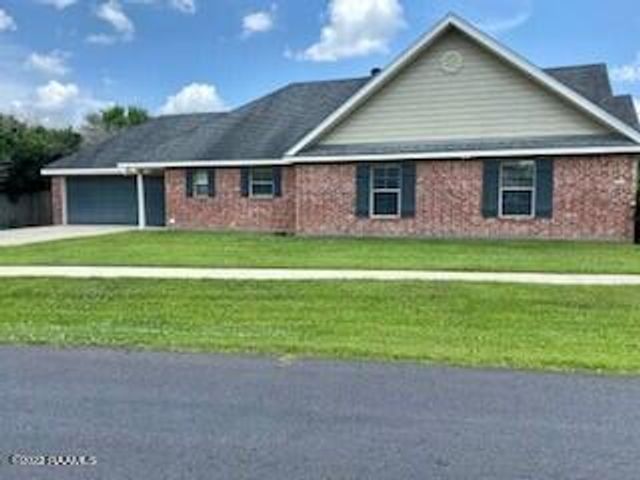100 Sara Dee Parkway, Lafayette, LA 70508
