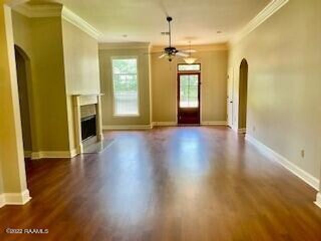 100 Sara Dee Parkway, Lafayette, LA 70508
