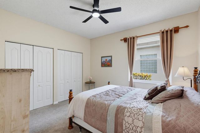 5690 Saddle Trail Lane, Lake Worth, FL 33449