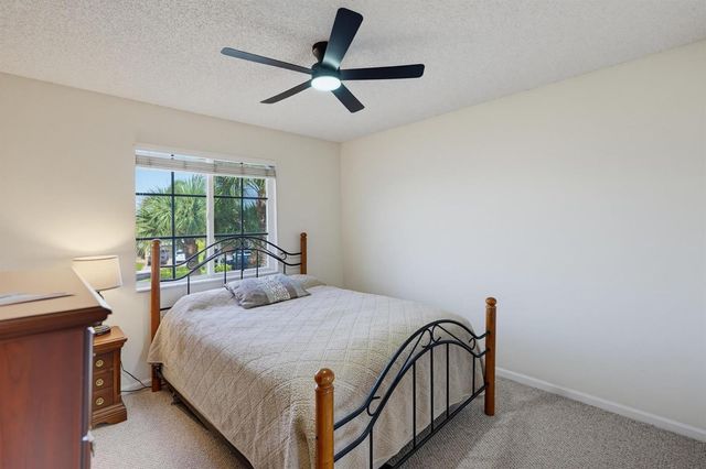 5690 Saddle Trail Lane, Lake Worth, FL 33449