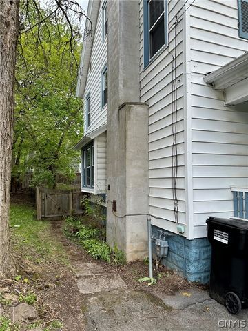 758 Allen Street, Syracuse, NY 13210