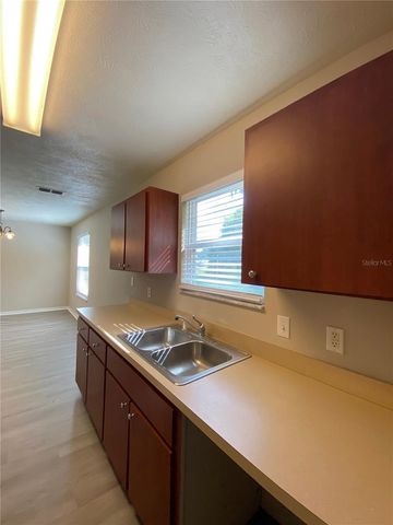 5890 SE 119TH PLACE, Belleview, FL 34420