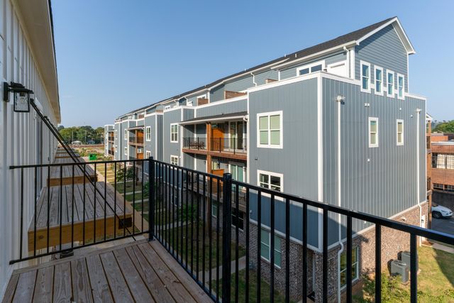 943 Montague Place, Chattanooga, TN 37408