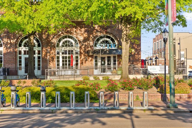 943 Montague Place, Chattanooga, TN 37408