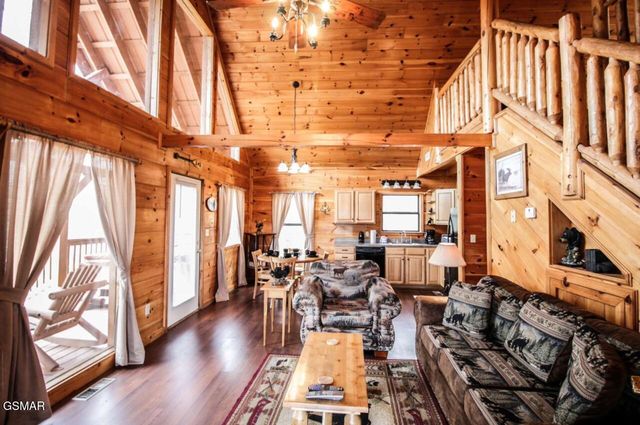 2062 Bird Ridge Road, Sevierville, TN 37876