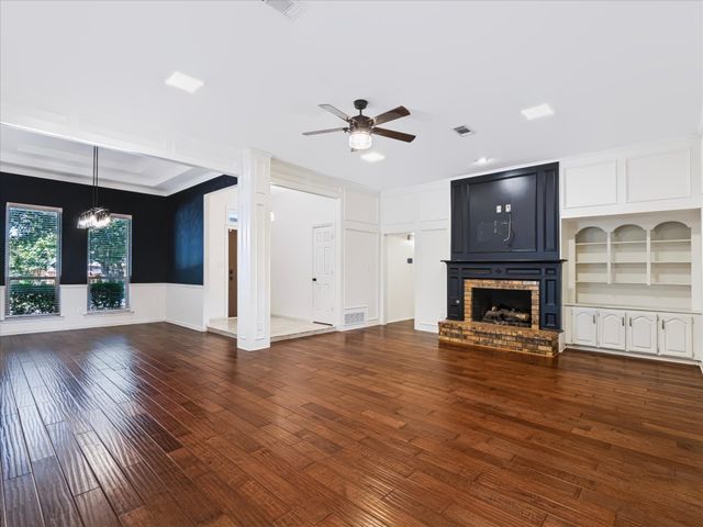 10216 Shadow Way, Dallas, TX 75243
