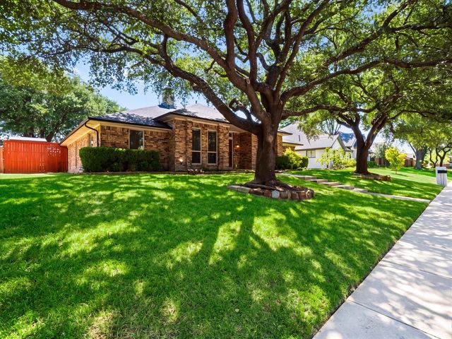 10216 Shadow Way, Dallas, TX 75243