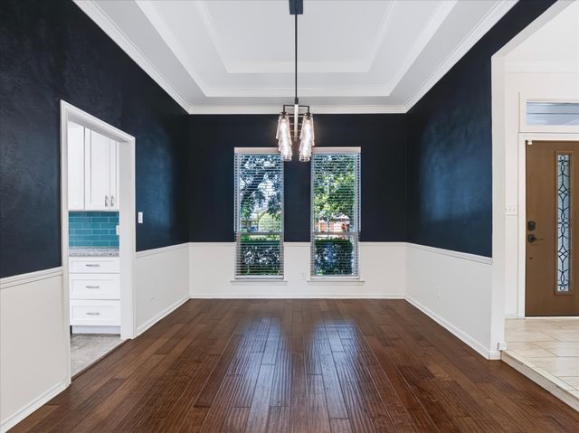 10216 Shadow Way, Dallas, TX 75243