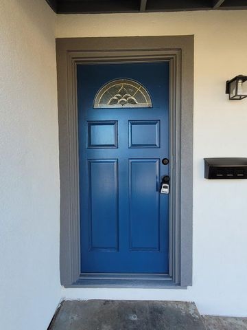 1548 Sterling St, Sacramento, CA 95822