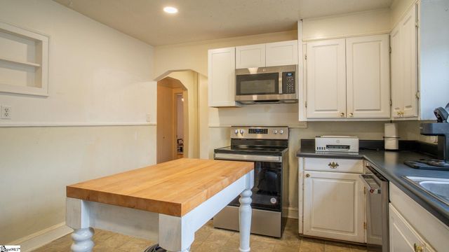 405 Perry Road, Greenville, SC 29609