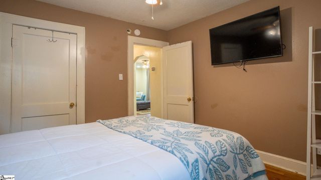 405 Perry Road, Greenville, SC 29609