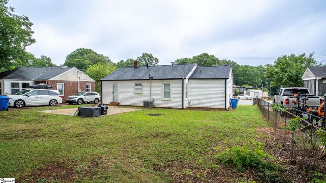 405 Perry Road, Greenville, SC 29609