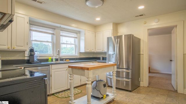 405 Perry Road, Greenville, SC 29609