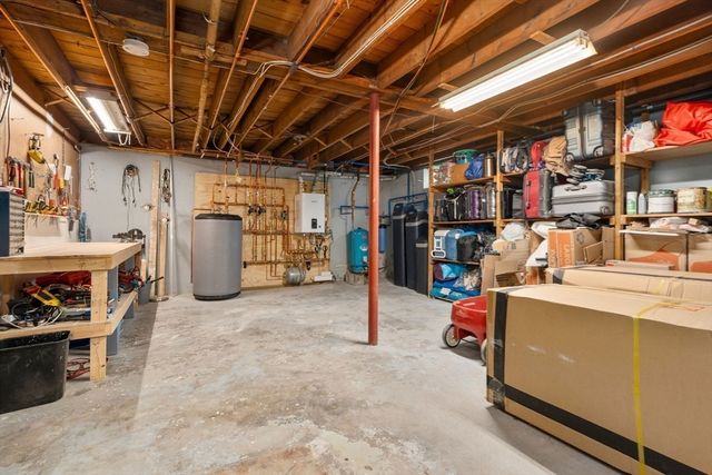 369 Central Tpke, Sutton, MA 01590