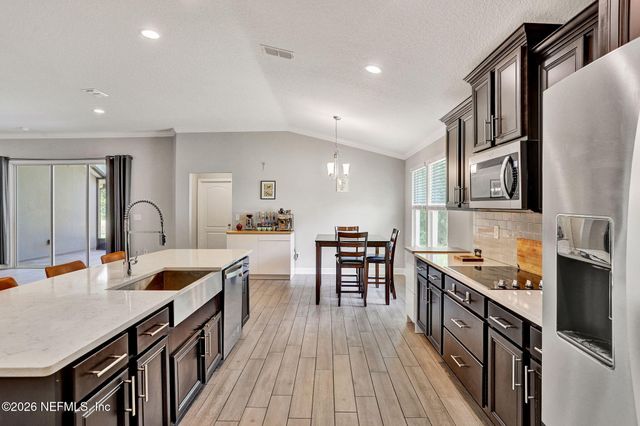 201 GRANITE CITY Avenue, St. Johns, FL 32259