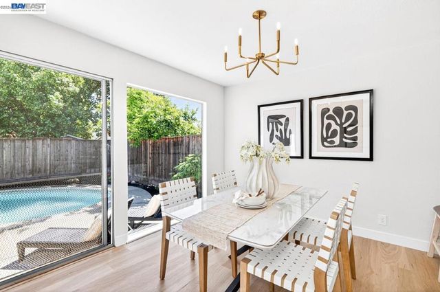 6506 Inglewood Dr, Pleasanton, CA 94588