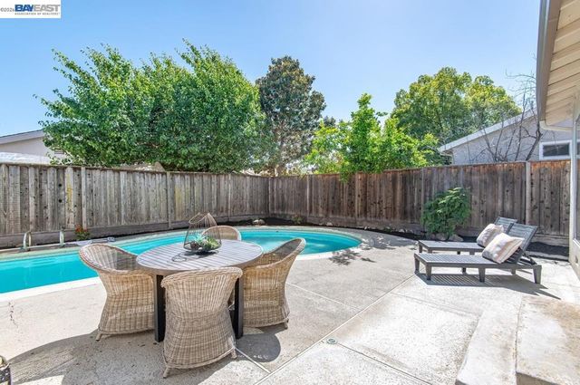 6506 Inglewood Dr, Pleasanton, CA 94588