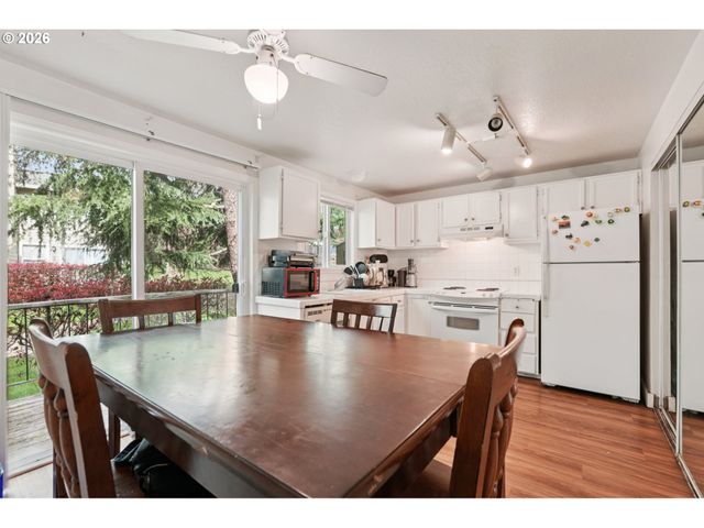 29480 Sw VOLLEY St, Wilsonville, OR 97070