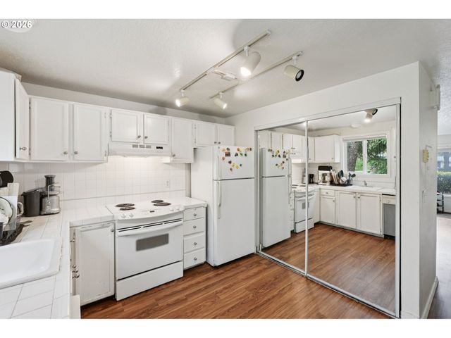 29480 Sw VOLLEY St, Wilsonville, OR 97070